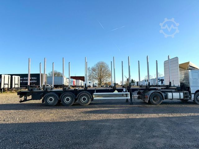 Holztransport Auflieger PAVIC Holzauflieger mit Schemel und Rungen