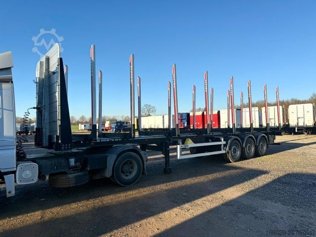 Holztransport Auflieger PAVIC Holzauflieger mit Schemel und Rungen