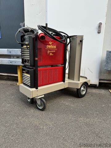 Schweißgerät SELCO Genesis 260GSM