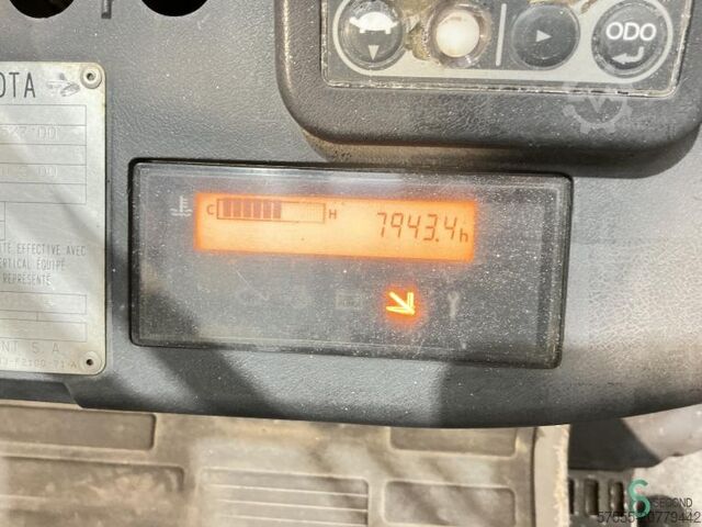 Gabelstapler Toyota 02-8 FGJF 35