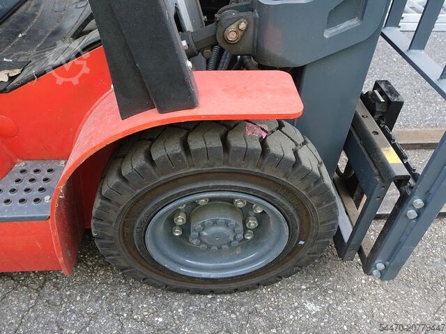 Gas-Gabelstapler HELI CPYD 25