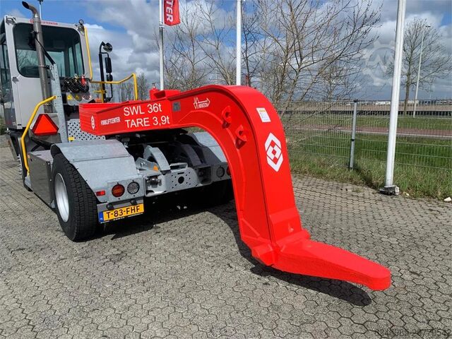 Be- und Entlademaschine Novatech Gooseneck 36t