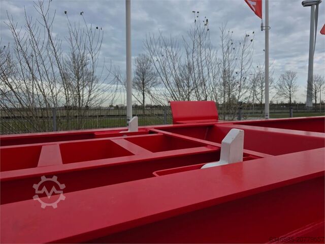 Be- und Entlademaschine Novatech Terminal Trailer TT 65T 45FT