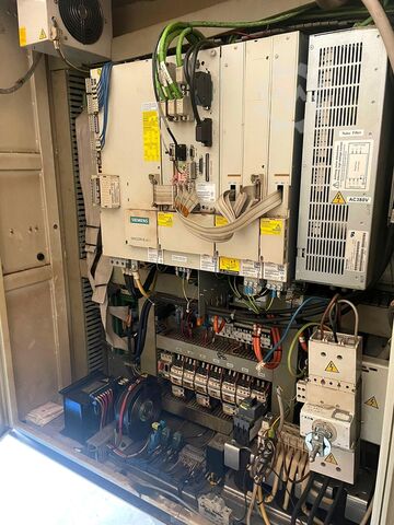 Vertikales Bearbeitungszentrum Saeilo Contur KV1350 YL