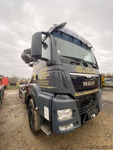 Truck mounted crane MAN TGS 33.480