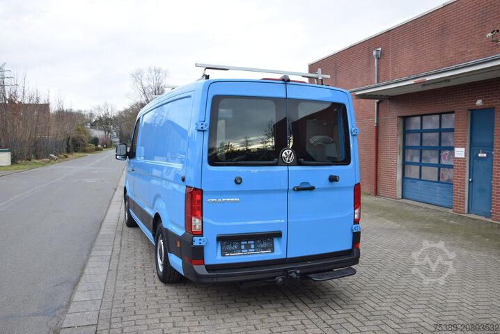 Panel van VW Crafter  35 Flach Werkstattwagen Regale AHK Klima