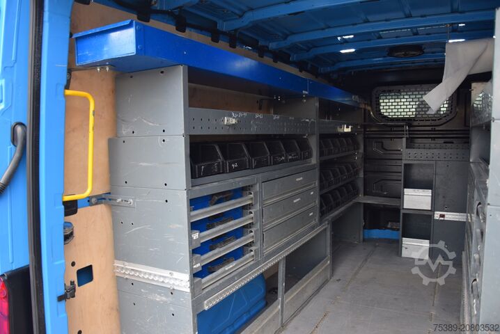 Panel van VW Crafter  35 Flach Werkstattwagen Regale AHK Klima