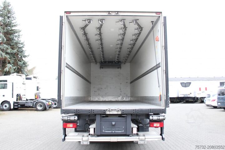 Refrigerated truck Volvo FE CS 850   Fleisch   Meat   Viande   Strom