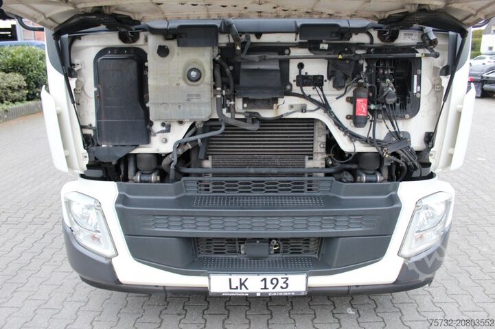 Refrigerated truck Volvo FE CS 850   Fleisch   Meat   Viande   Strom