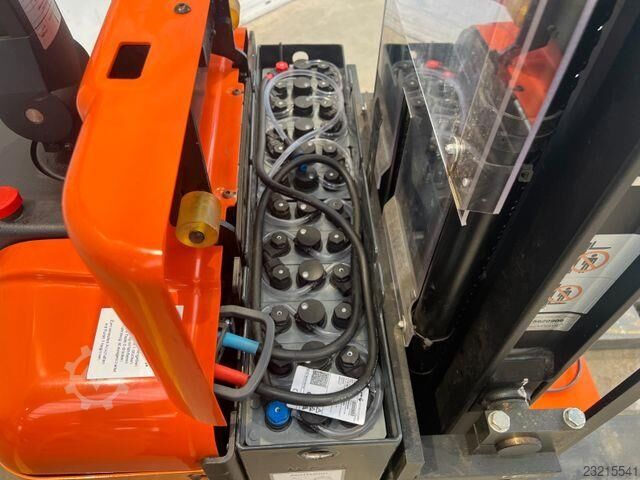 Toyota SPE 125 / nur 378h ! / Batterie 2025 / HH:3.35m Toyota SPE 125 / nur 378h ! / Batterie 2025 / HH:3.35m