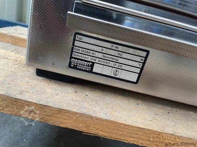 Universal-Trockenschrank / Inkubator Memmert B 30