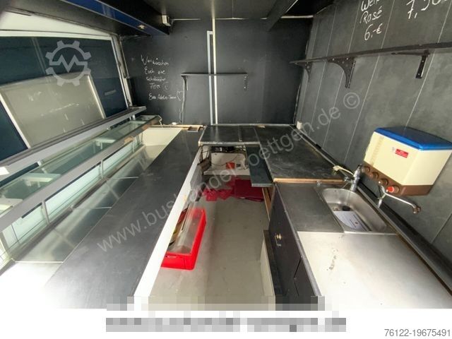 Van MERCEDES-BENZ 609 D/ Privat-VK / Foodtruck / fahrbereit!