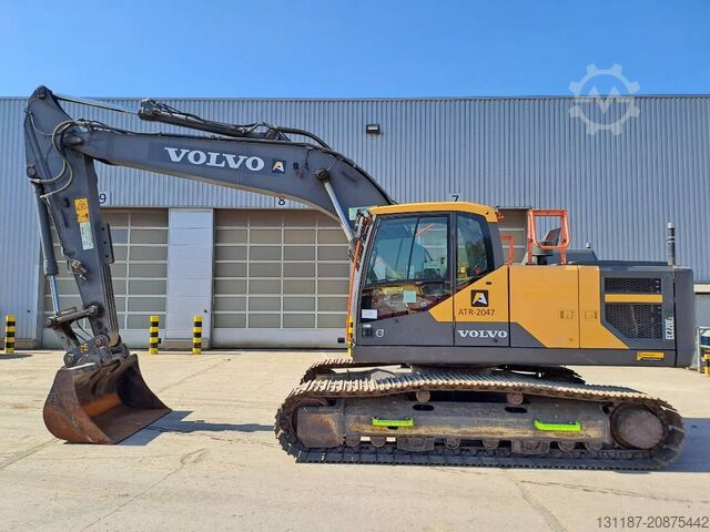 Crawler excavator Volvo EC 220 EL