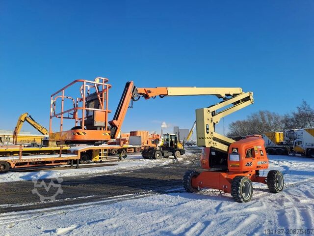 Telescopic boom lift JLG EC520AJ