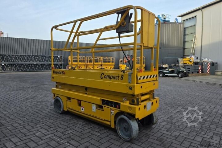 Scissor lift Haulotte Compact 8 As-Is, Electric, 8.2m Working Height, 35