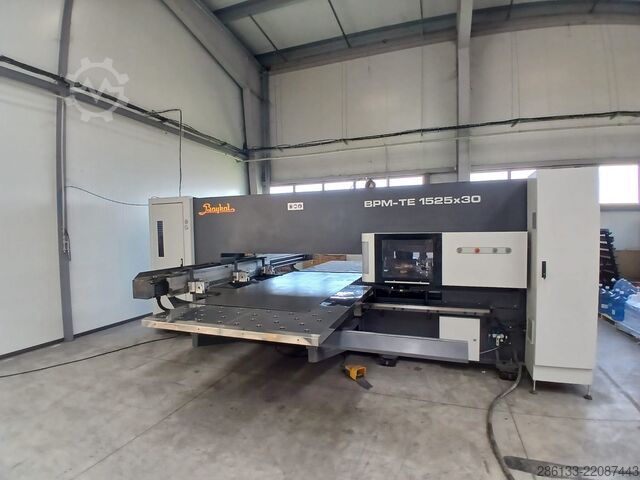 Punching and nibbling machine Baykal BPM-TE 1525x30