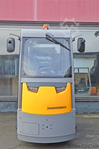 Jungheinrich tow tug EZS 570 Jungheinrich EZS 570