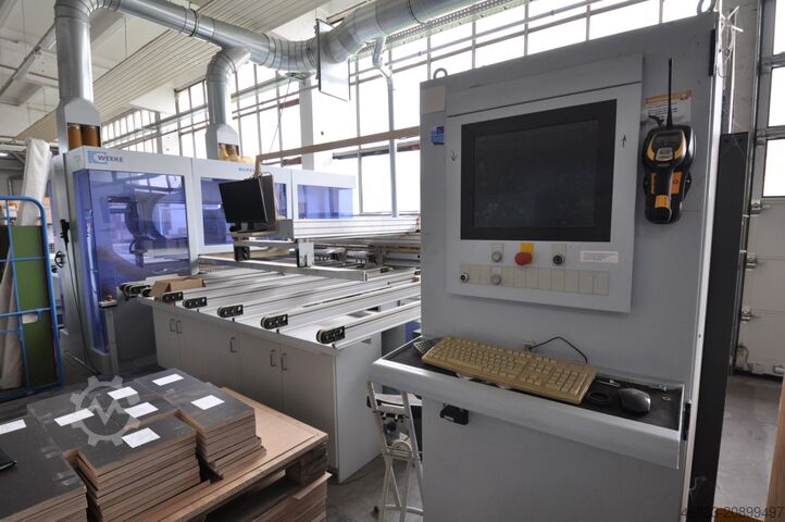 Bearbeitungszentrum mit Durchlauf Weeke Optimat BHX 500