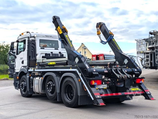 Skip truck MAN TGS 26.440 6x2-4 HYVA Absetzer, MIETEN?
