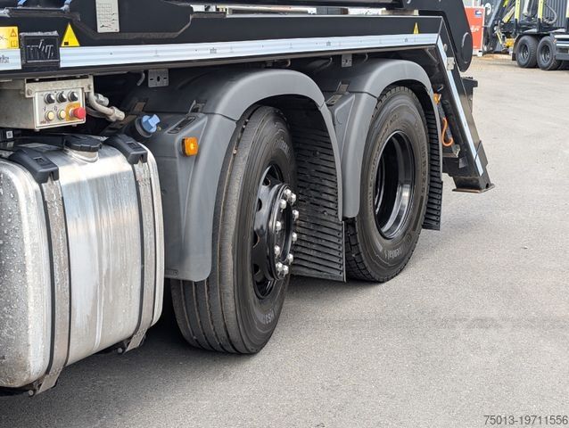 Skip truck MAN TGS 26.440 6x2-4 HYVA Absetzer, MIETEN?