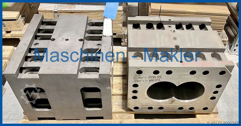 Twinscrew twin screw extruder COPERION ( Werner & Pfleiderer ) ZSK 170