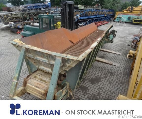 Stahlplattenband mit Bunker ABM / Bergeaud