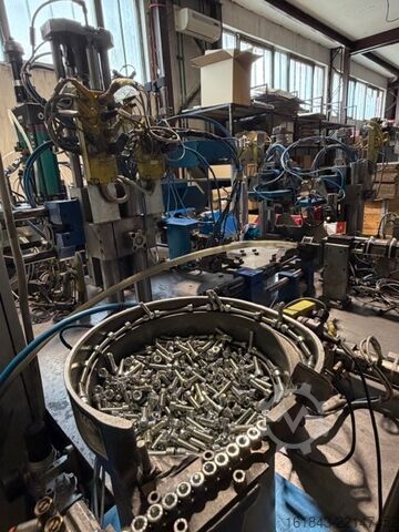 Corner bracket assembly robot for aluminum profiles Cosberg Tavola Rotante