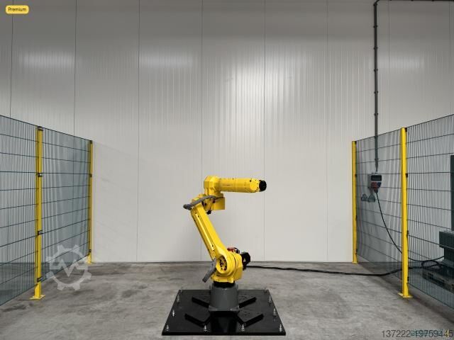 Refurbished Industrial Robot — 1 year warranty FANUC M-20iA