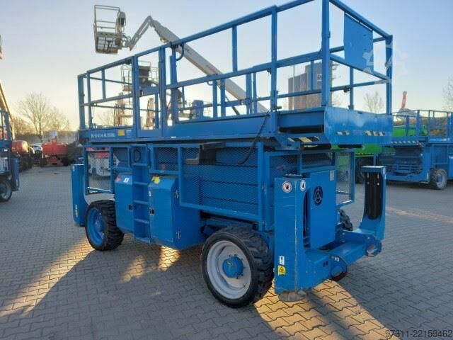 Scissor lift Genie GS-4390 RT