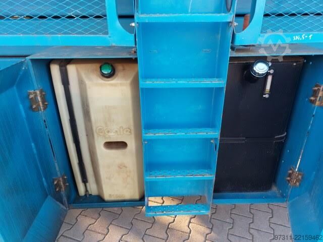 Scissor lift Genie GS-4390 RT