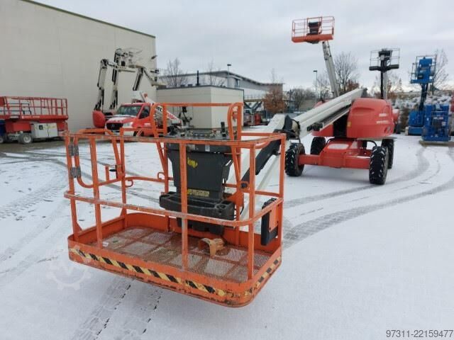 Telescopic boom lift JLG 460SJ