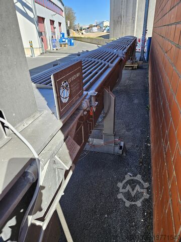 Screw conveyor in special design