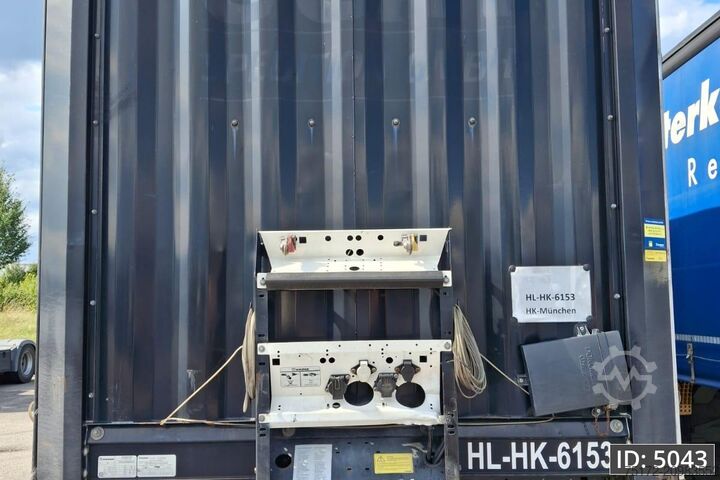 Sliding tarpaulins Krone SD / Disk brakes