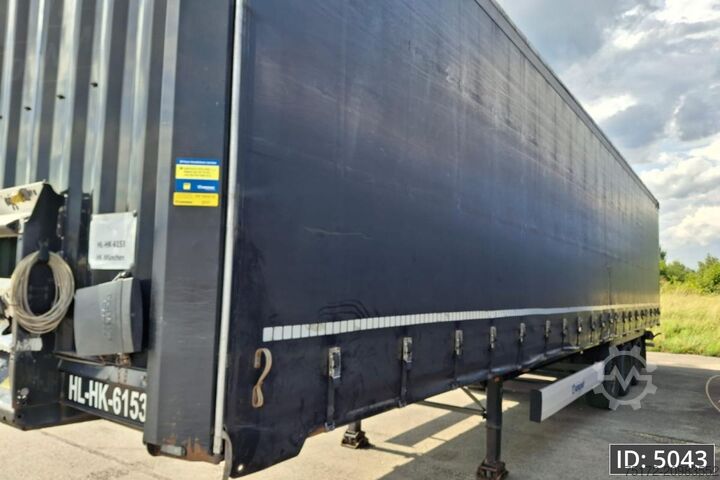 Sliding tarpaulins Krone SD / Disk brakes