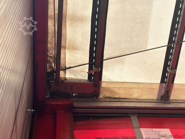 Curtain sided Pacton T3-001 / Curtainside / Loadlift Defect / APK TU...