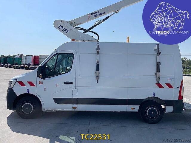 Lifting platform Renault Master