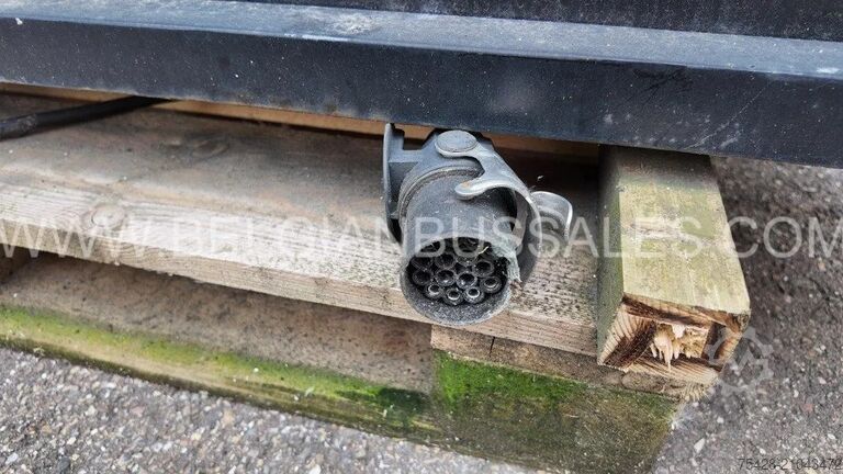 Motor coach SKIBAK Black