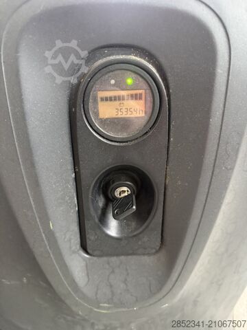 Hochhubwagen Linde L12 mit neuer Batterie