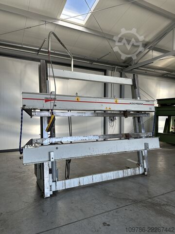 ITALPRESSE beam-type press brake ITALPRESSE Nuovo Program 