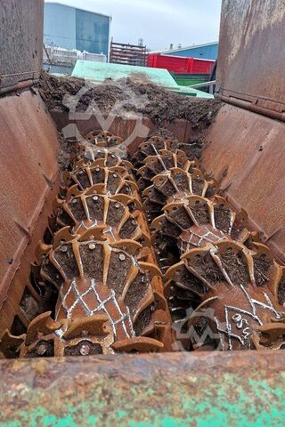 Pre-shredder Komptech Crambo 3400 E