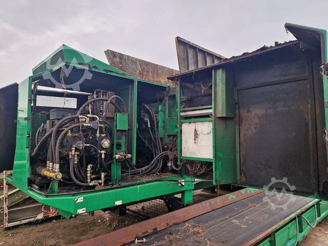 Pre-shredder Komptech Crambo 3400 E