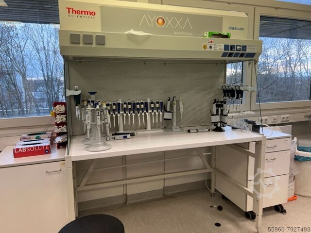 Clean air workbench Heraguard HPH 15