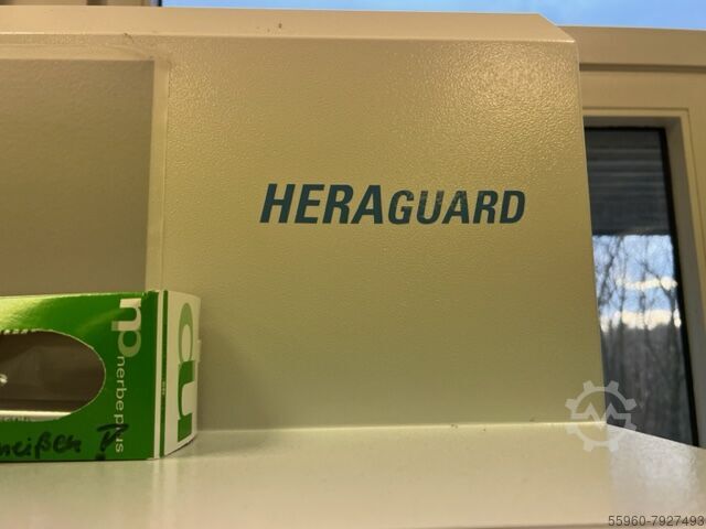 Clean air workbench Heraguard HPH 15