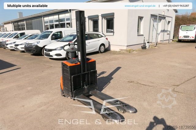 Hochhubwagen bt SWE 080L