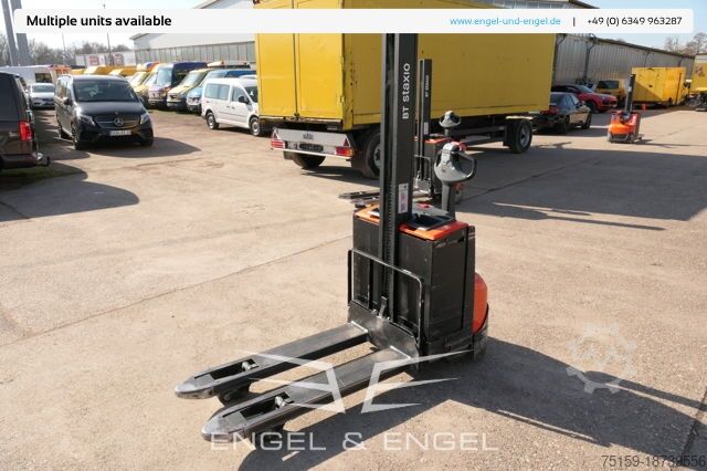 Hochhubwagen bt SWE 080L