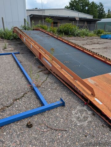 Mobile loading ramp BUTT BK912