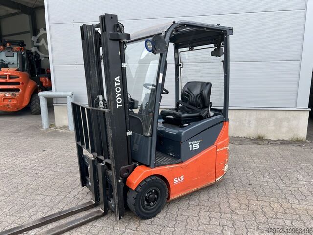 Electric 3-wheel forklift Toyota 7 FBEST 15 / Akku Neu!