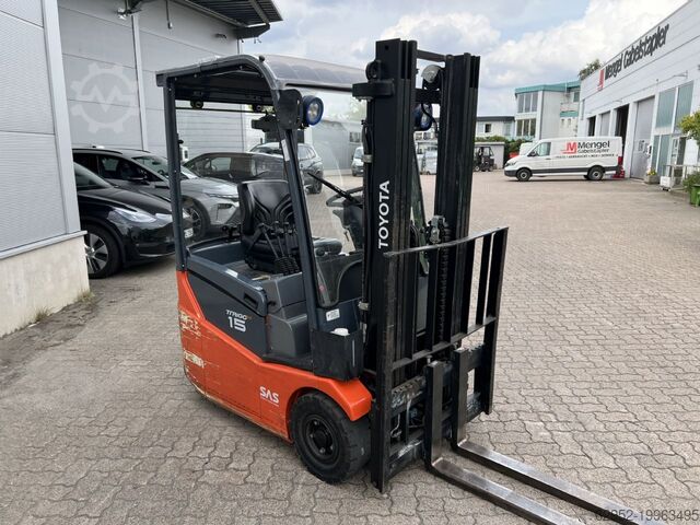 Electric 3-wheel forklift Toyota 7 FBEST 15 / Akku Neu!