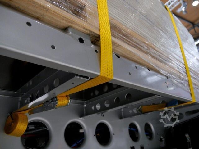 Open semitrailer with tarp FLIEGL 3-Achs Gardine zum Aufbau