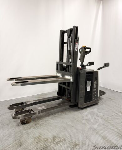 High Lift stacker Atlet PDP200
